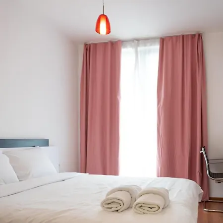 Apartment Sunny 1bdr Near Center